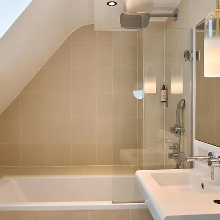 Hotel Elysee Secret