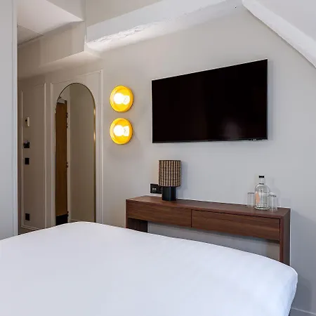 Hotel Elysee Secret