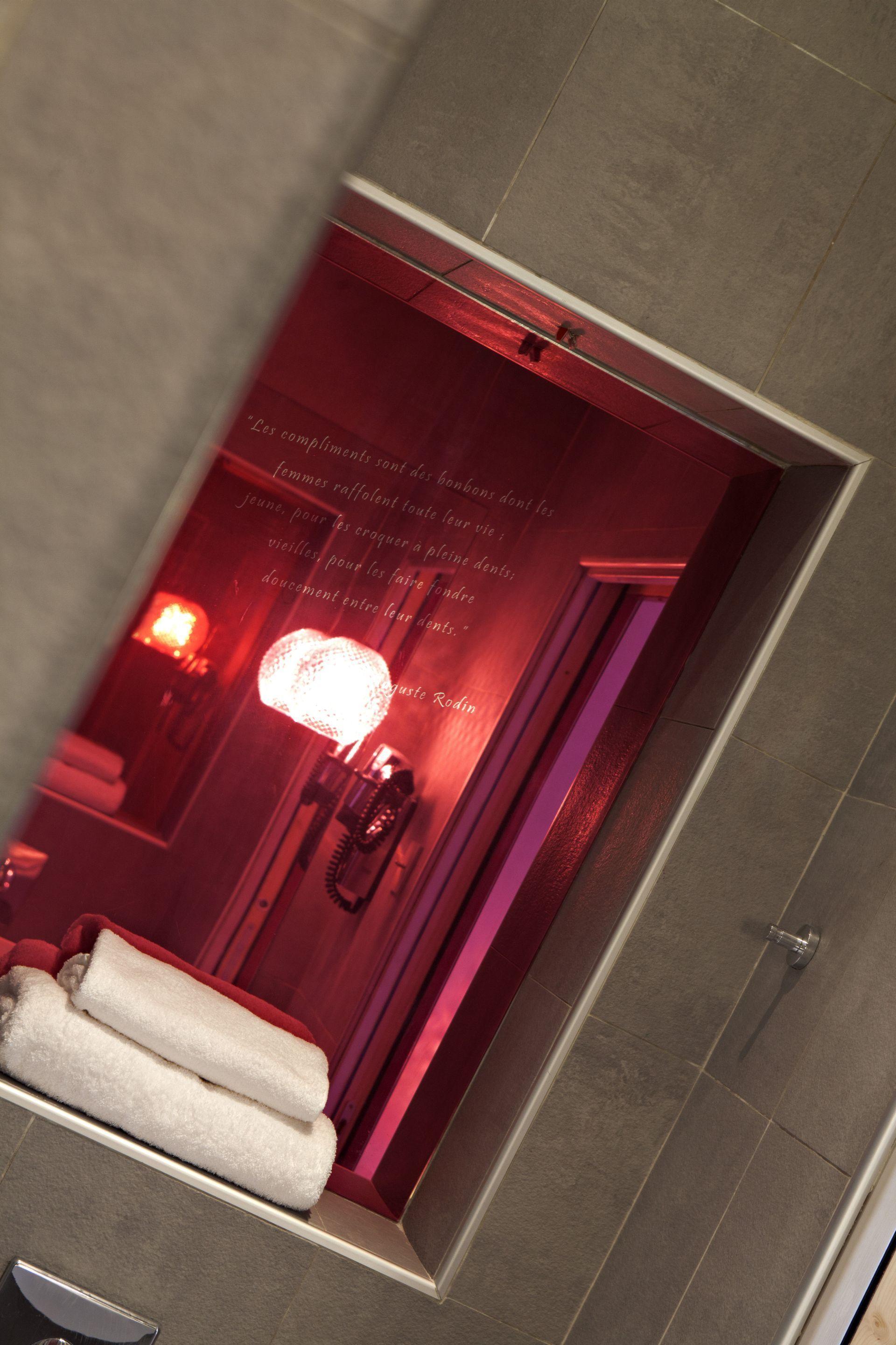 Hotel Elysee Secret 4*